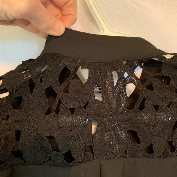 Rue 21 Black V-Neck Lace insert back Collarless 3/4 Tab sleeve Top s (A-135) - Picture 2 of 4